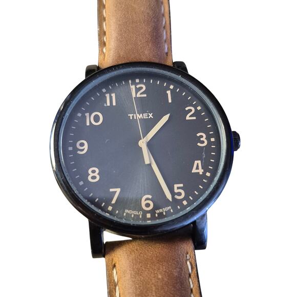 Timex Indiglo Mens Watch Black Dial and Trim New Battery Timex leather band - Picture 6 of 11